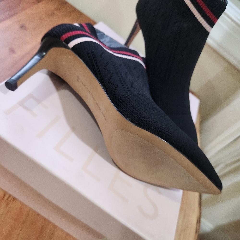 Avec Les Filles Stretch Knit Bootie 7.5M - Picture 3 of 11